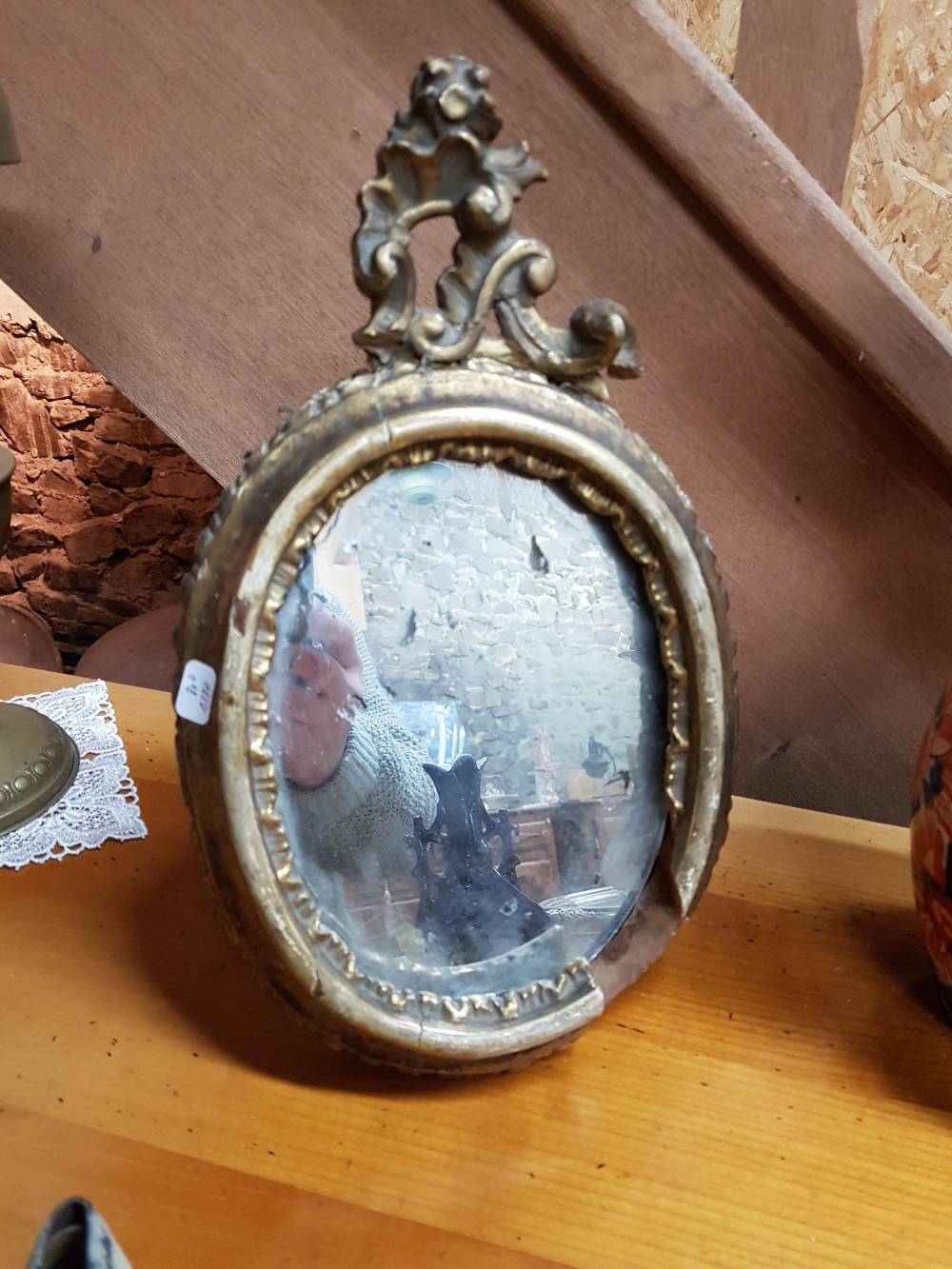 petit miroir à décor de rocaille 19éme à restaurer