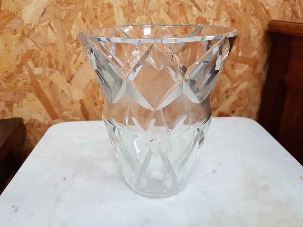 vase en cristal de baccarat
