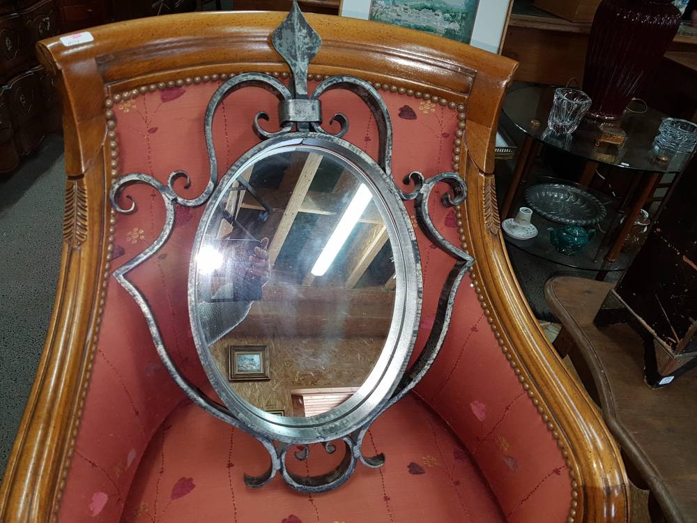 miroir ovale en fer forgé des années 70
