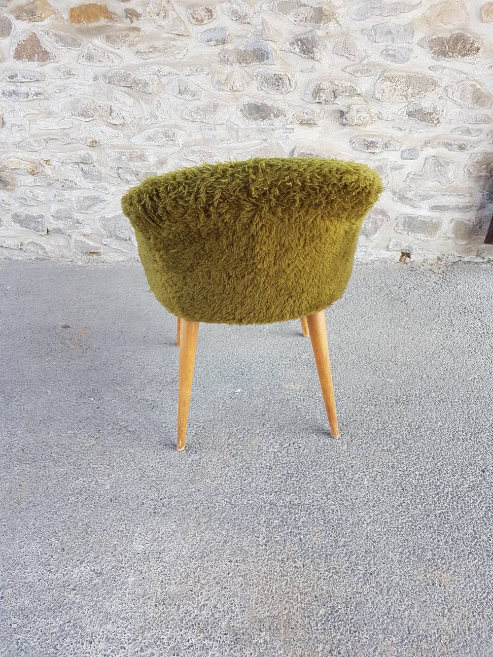 Chaise moumoute verte 70s